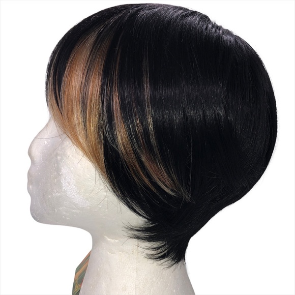 NEW Signature Look Wig 1B/745 ~W025 - Picture 4 of 15